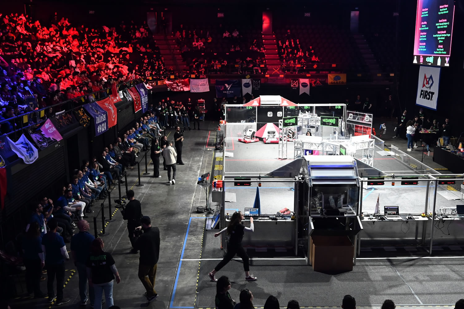 9 farklı ülkeden 153 takım FIRST® Robotics Competition ile İstanbul’da bir araya geldi<