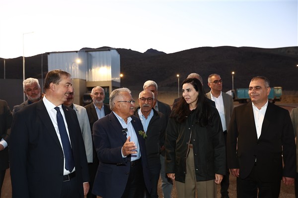 Büyükkılıç'tan Yeşilhisar'daki Katı Atık Transfer İstasyonu ve Fen Lisesine ziyaret