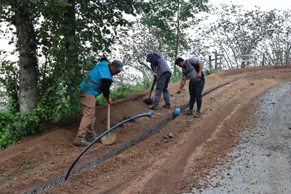 Gülyalı'da içme suyu hattı yenileniyor