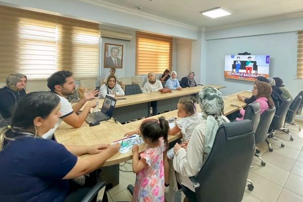 Batman’da ailelere teknoloji bağımlılığı eğitimi<