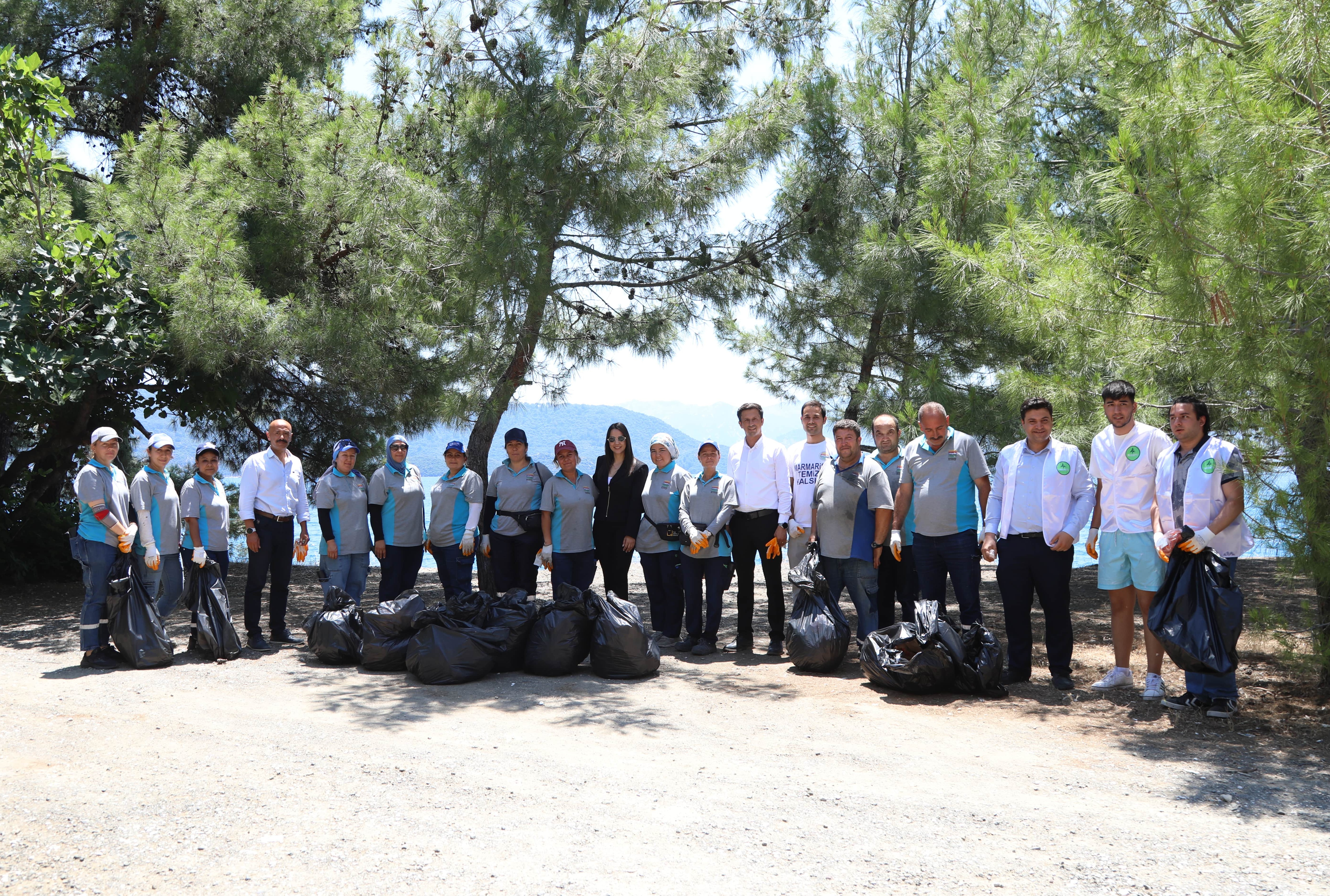 Aktaş Mevkii ve Kazım Koyuncu Hatıra Ormanı’nda temizlik etkinliği<