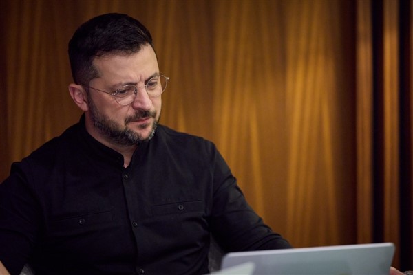 Zelenski: Ukrayna'nın adil bir barışa ve güvenilir güvenlik garantilerine ihtiyacı var<