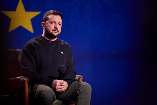 Zelenski: Esad rejiminin devrildiği gün Suriye ve tüm dünya için aydınlık bir gündü