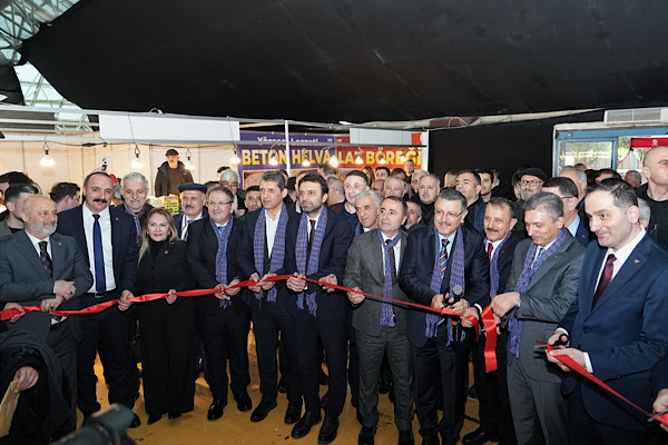 Başkan Kotan, Trabzon Tanıtım Günleri açılışına katıldı<