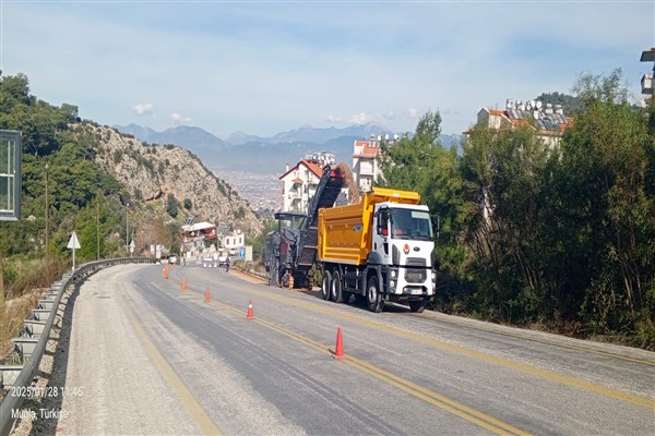 Muğla'da  altyapı ve üstyapı çalışmalarına devam ediliyor<