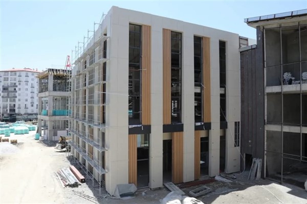 Van’da Kültür Adası’ndaki Kütüphane ve Kültür Merkezi inşaatı devam ediyor<