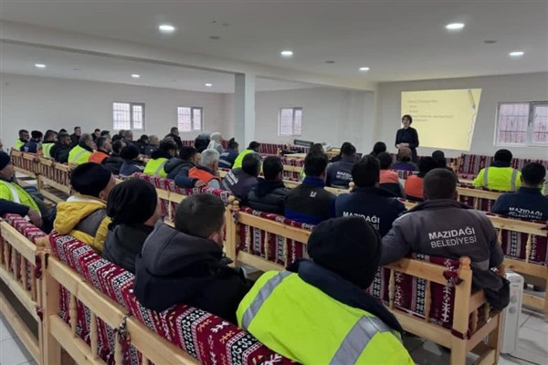 Mazıdağı Belediyesi'nden personele toplumsal cinsiyet farkındalığı eğitimi