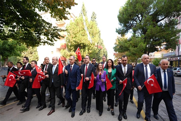 Atatürk’ün Manisa’ya gelişinin 100. yılı kutlandı<