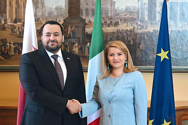 Katar ve İtalya bölgesel güvenlik ve gerilimi azaltma çabalarını görüştü<