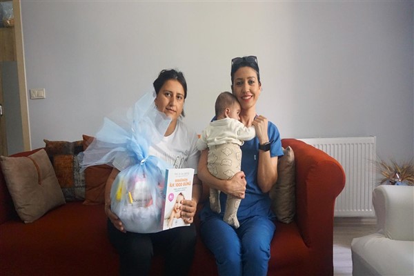 ‘Hoş Geldin Bebek Projesi’ devam ediyor<