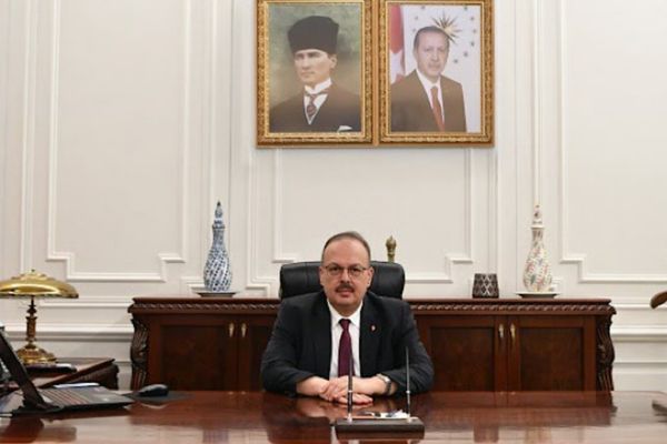 Vali Canbolat, TİMBİR heyetini kabul etti<