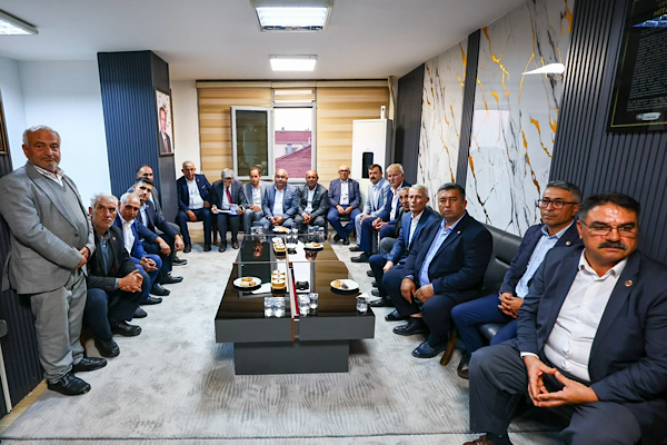 Dutlulu, Köprübaşılı muhtarlarla bir araya geldi<