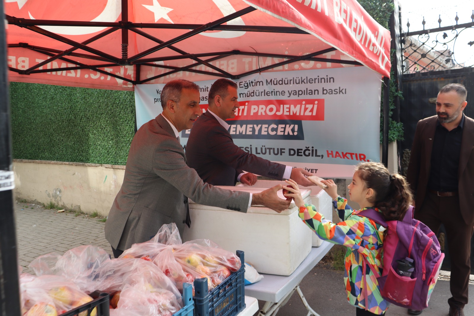 İzmit'te “Beslenme Saati” projesi sürüyor