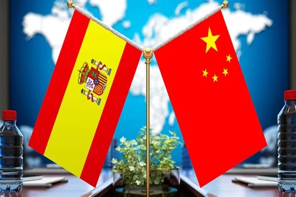 Xi Jinping, İspanya Başbakanı Pedro Sanchez’le bir araya geldi