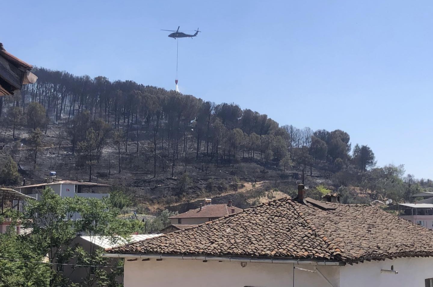 Bursa Büyükşehir Belediyesi'nden İsmetiye’deki yangına müdahale