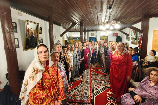 Kütahya’da “Şalvar Gecesi” etkinliği düzenlendi<