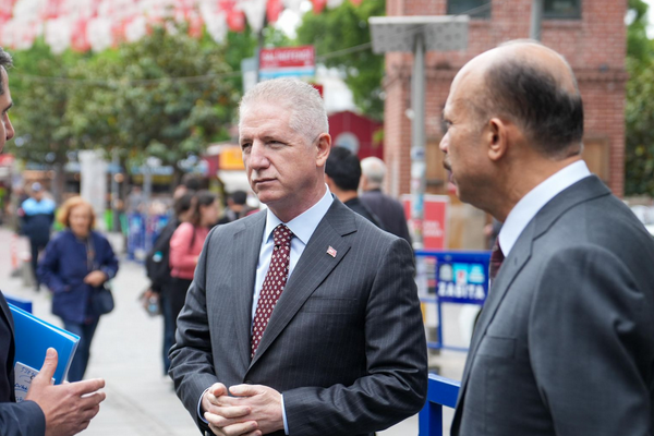 İstanbul Valisi Gül, şehit polis Faruk Şahin'in cenaze törenine katıldı