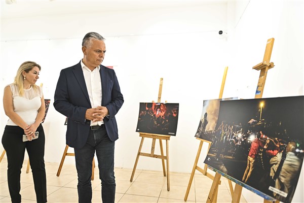 Muratpaşa’da 15 Temmuz anısına fotoğraf sergisi<
