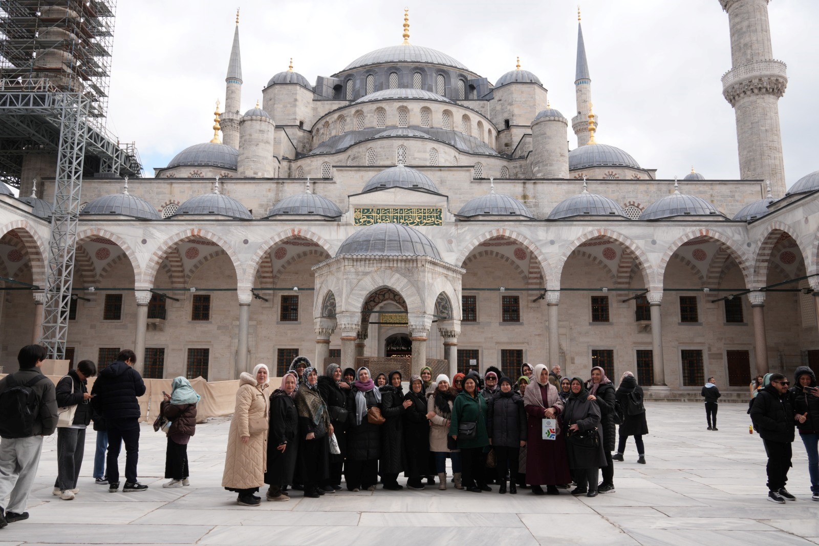 Gaziosmanpaşa Belediyesi’nden kutsal mekanlara manevi yolculuk