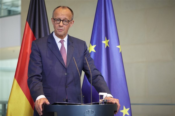 Merz: Britanyalıların Avrupa’ya yeniden yakınlaşması iyi bir gelişme<