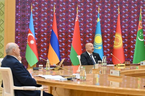 Aliyev, BDT Devlet Başkanları Konseyi toplantısına katıldı<