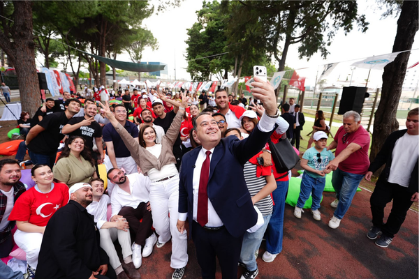Manisa Büyükşehir Belediyesi eğitim destekleri için başvuruları başlattı