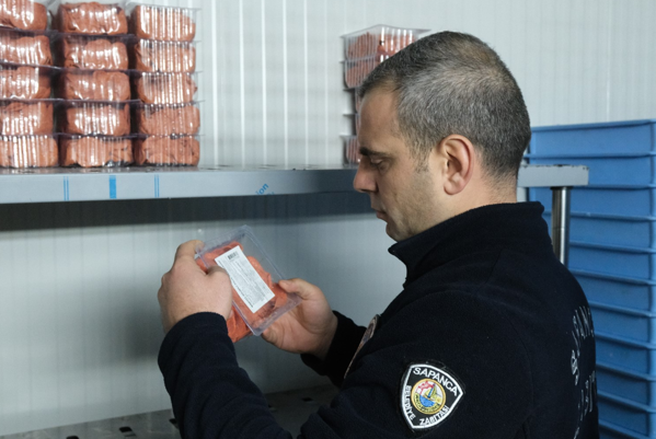 Sapanca Zabıtasından fast food işletmelerine yönelik denetim<