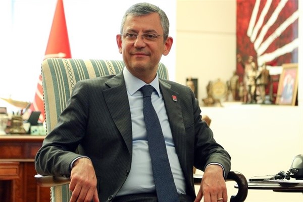CHP Genel Başkanı Özel, ÇYDD'nin yıl dönümünü kutladı