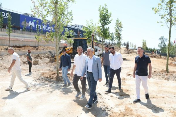 Başkan Çiftçi, FSM Parkı’ndaki çalışmaları inceledi<