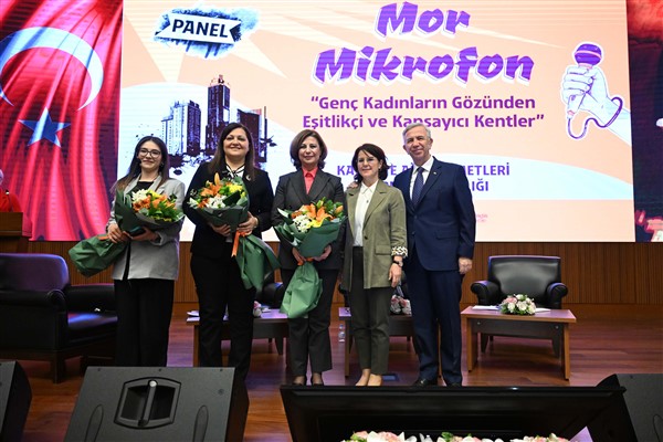 Ankara'da “Mor Mikrofon” paneli düzenlendi<