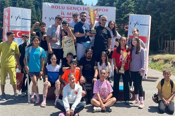 Hakkari'den Biathlon Türkiye Şampiyonası başarısı<