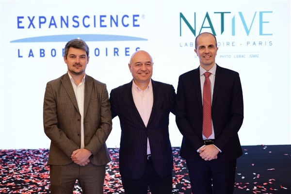 Expanscience Laboratuvarları Türkiye ve Native Laboratuvarları distribütörlük anlaşması
