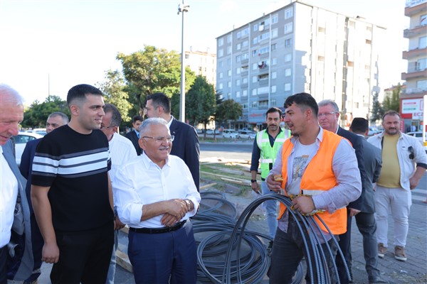Başkan Büyükkılıç, katlı kavşak projesini yerinde inceledi