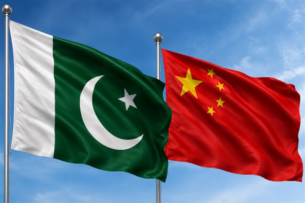 Pakistan Başbakanı Şerif, Çin’in küresel girişimlerine övgüde bulundu<