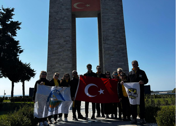 Avcılar’dan Çanakkale’ye 230 kilometrelik kürek yolculuğu<