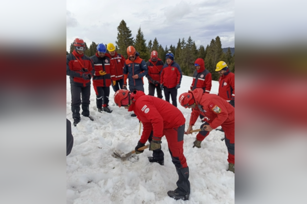 Giresun Belediyesi’nden çığ tatbikatına destek <