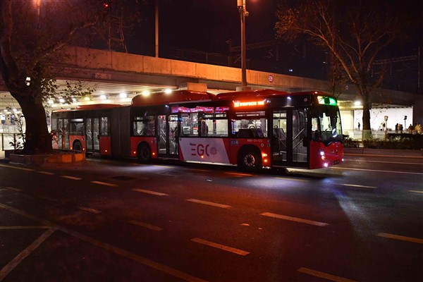 Başkent'te '24 saat kesintisiz ulaşım' uygulaması devam ediyor