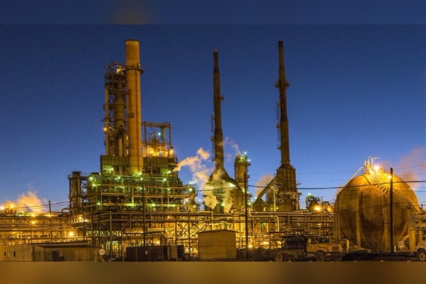 Suudi Arabistan, Çin’e 6.4 milyar dolarlık petrokimya yatırımı yapacak