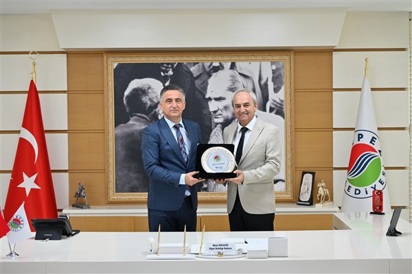 Kepez Kaymakamı Dervişoğlu’ndan Başkan Kocagöz’e ziyaret<