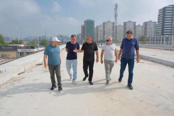 Geçer, Öğretmenler Bulvarı Otoban Bağlantısı Köprülü Kavşağı çalışmalarını denetledi<