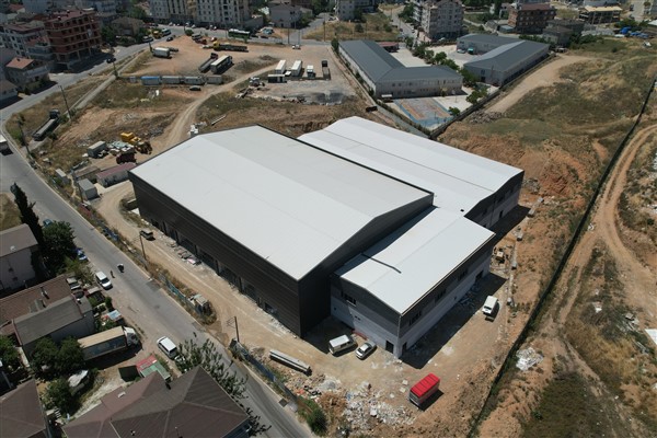 Kapalı Spor Salonu ve Sporcu Fabrikası’nda çalışmalar devam ediyor<