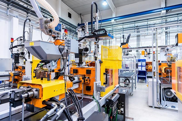 İmalat PMI aralıkta tekrar genişleme bölgesine döndü<