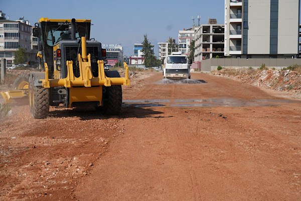 Kepez’de Baraj Mahallesi’ndeki yol çalışmalarında yeni aşamaya geçildi