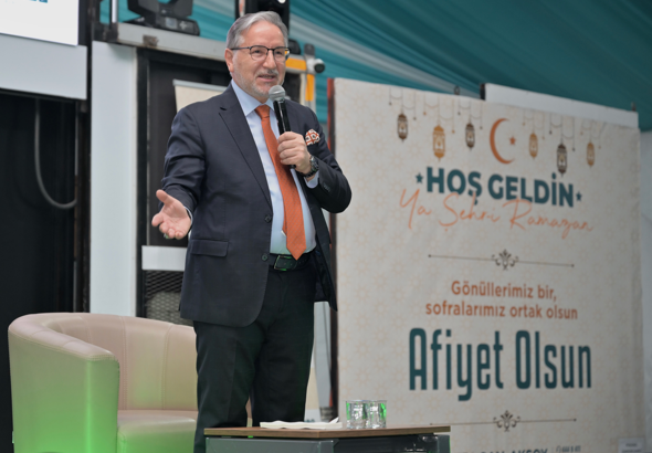 Mustafa Karataş, Esenyurt’ta ramazan sohbeti gerçekleştirdi<