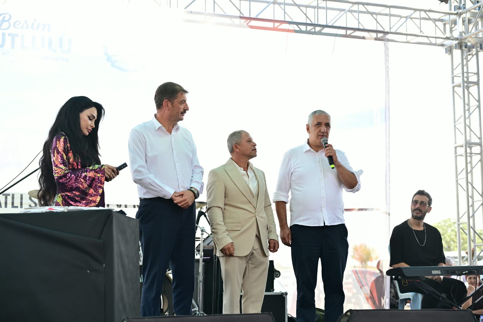 Kula’da Bağdatlı Sultan Şenliği düzenlendi<