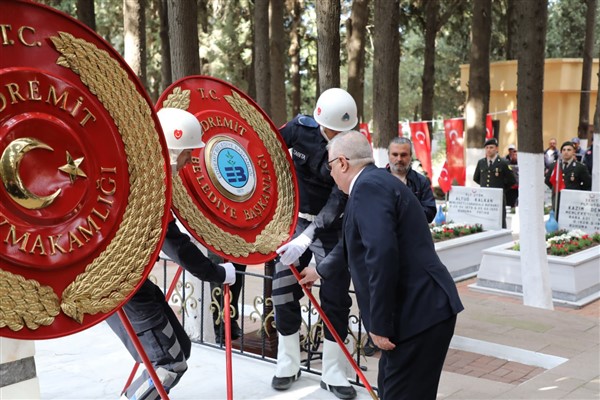 Edremit’te Çanakkale Zaferi’nin 110. yıl dönümü kutlandı