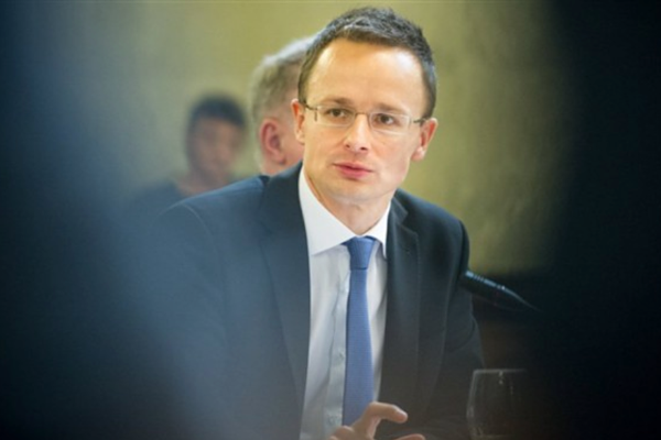 Szijjarto: Slovakya ile yeni boru hattı anlaşması imzalandı<