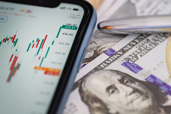 Fed'in faiz indirimine devam edeceği beklentisiyle dolar endeksi geriledi<