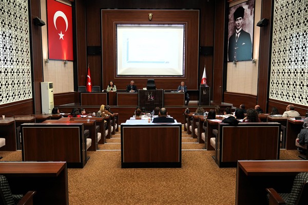 Keçiören Belediyesi personeline kentsel dönüşüm eğitimi<