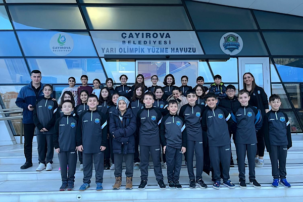 Çayırovalı yüzücülerden il vize yarışlarında 27 madalya